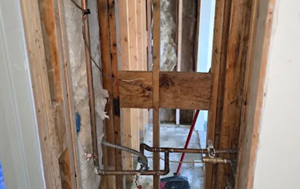 Frozen Pipe Water Removal in Winchester, MA