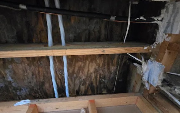 Gutter Overflow Water Removal in Weymouth, MA